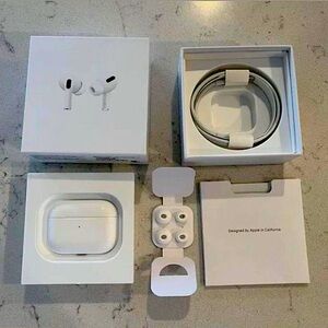 Apple AirPods Pro - White